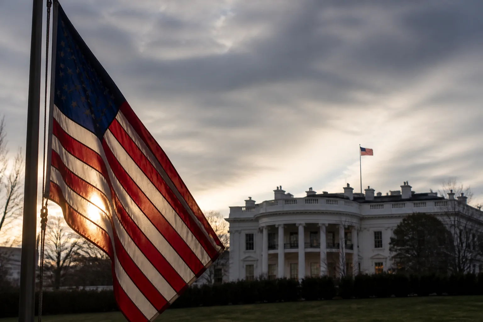 Trump’s AI vetting order puts a voluntary White House review process into motion
